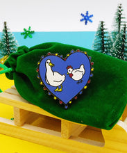 Load image into Gallery viewer, Featherly Love enamel pin