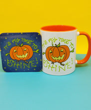 Load image into Gallery viewer, Halloween Pumpkin Mug &amp; Coaster Gift Set