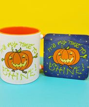 Load image into Gallery viewer, Halloween Pumpkin Mug &amp; Coaster Gift Set